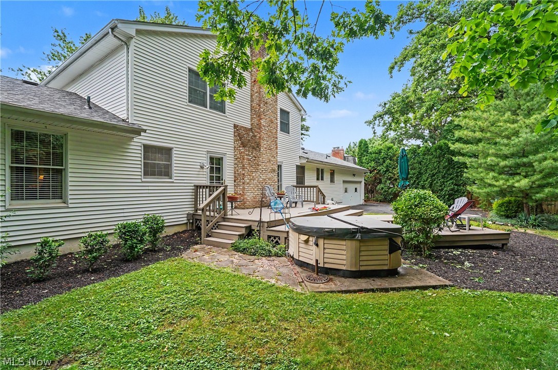 553 N Briarcliff Drive Canfield OH 44406