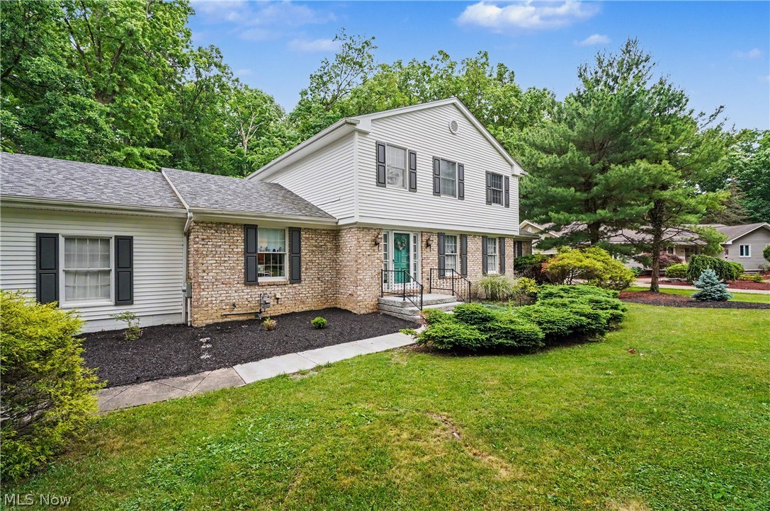 553 N Briarcliff Drive Canfield OH 44406