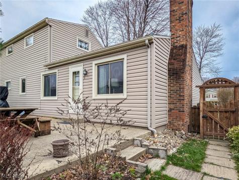 3049 Straley Lane Youngstown OH 44511