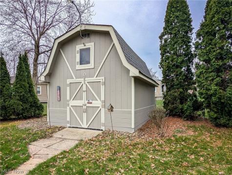 3049 Straley Lane Youngstown OH 44511