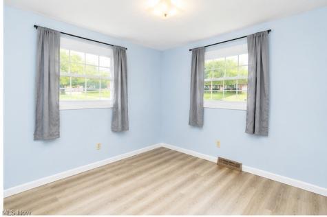 4780 Echovalley Street NW North Canton OH 44720