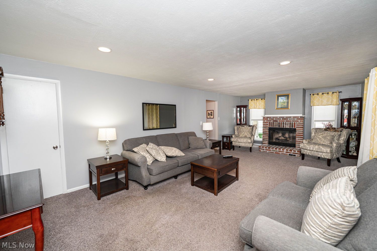1289 Waverly Road Eastlake OH 44095