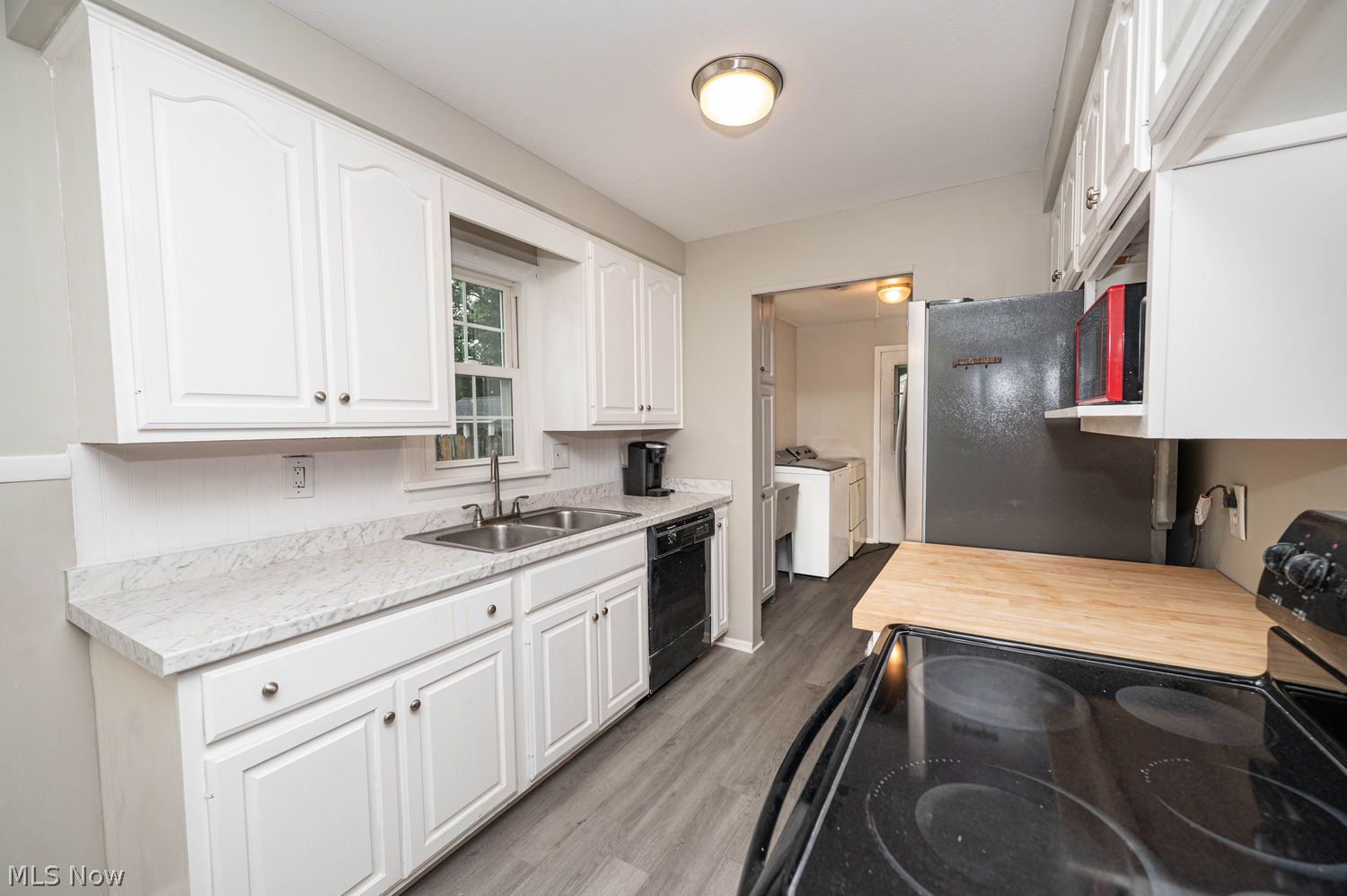 1289 Waverly Road Eastlake OH 44095