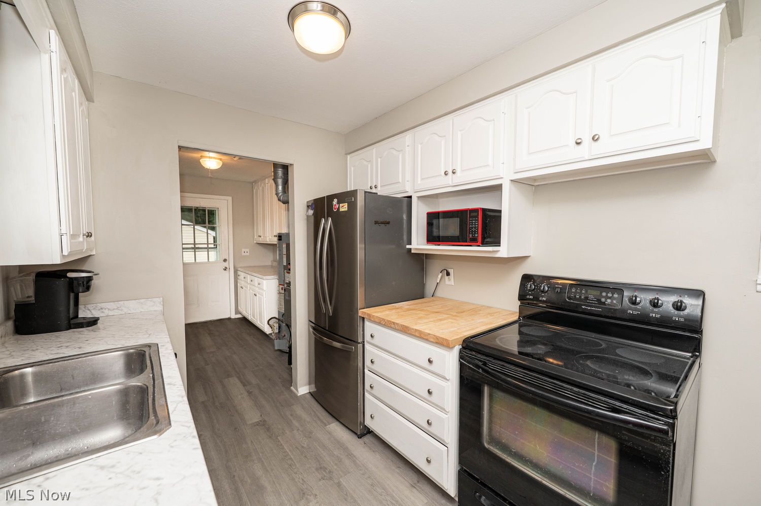 1289 Waverly Road Eastlake OH 44095