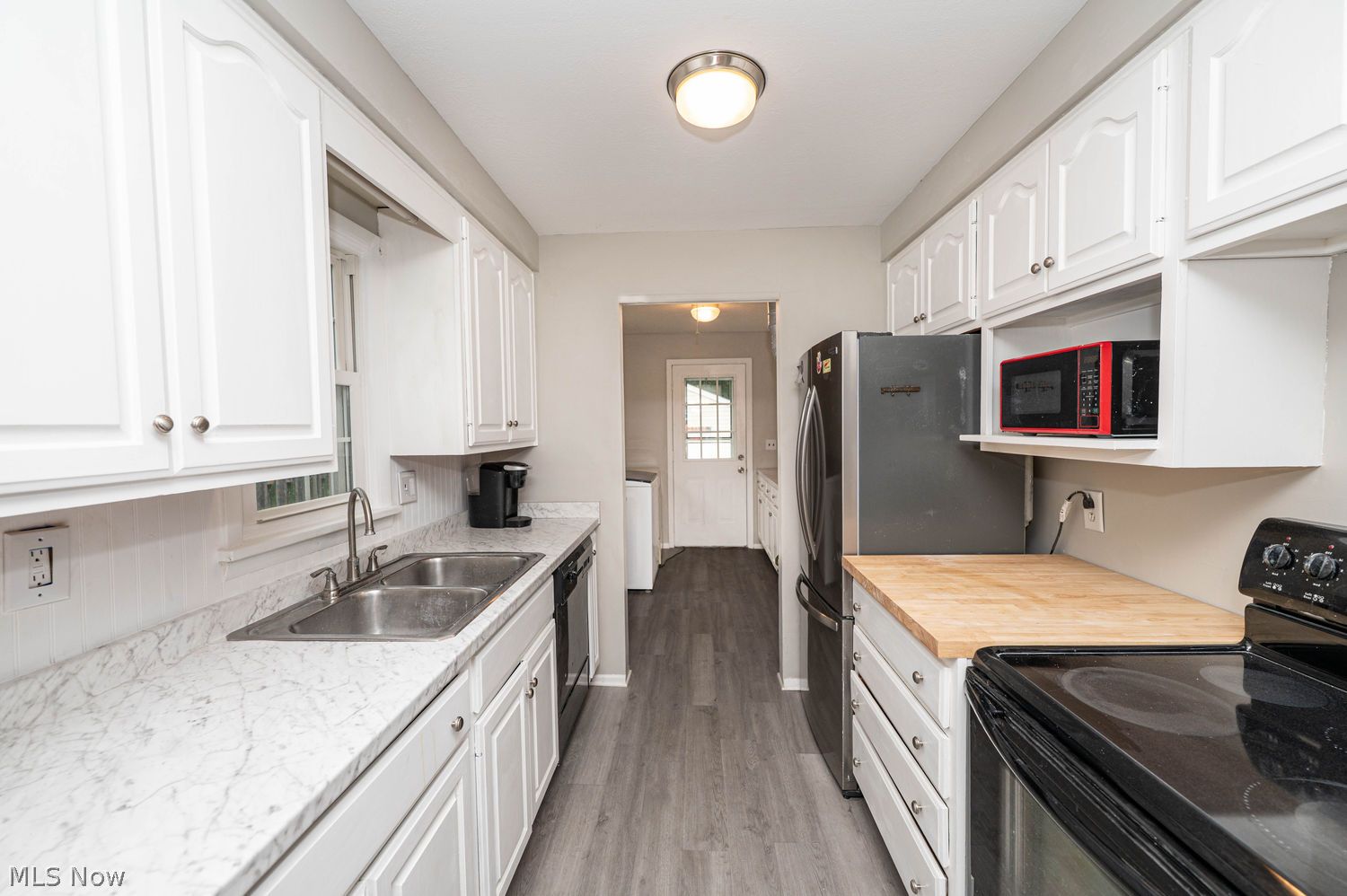 1289 Waverly Road Eastlake OH 44095
