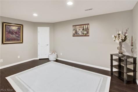 3298 Seven Bridges Road Medina OH 44256