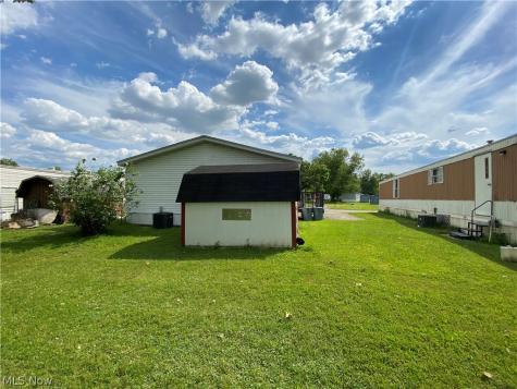 150 Rolling Acres Circle W Massillon OH 44647