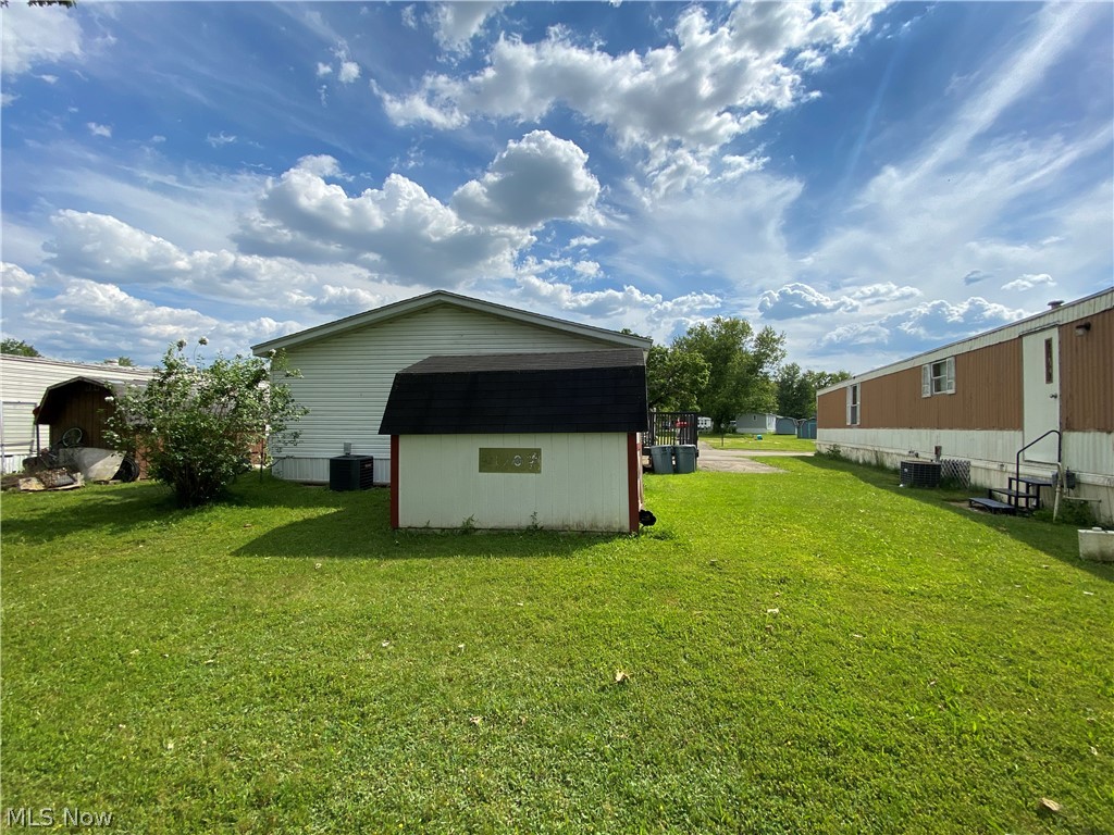 150 Rolling Acres Circle W Massillon OH 44647
