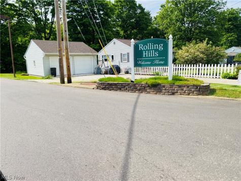 150 Rolling Acres Circle W Massillon OH 44647