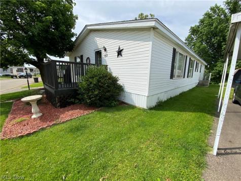 150 Rolling Acres Circle W Massillon OH 44647