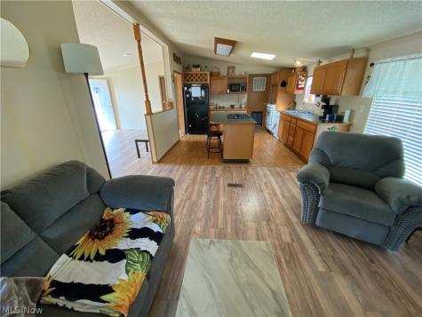 150 Rolling Acres Circle W Massillon OH 44647