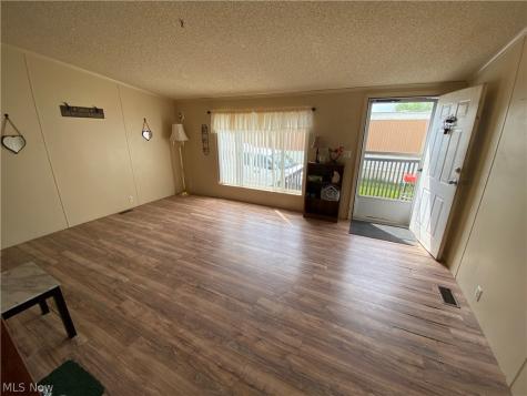 150 Rolling Acres Circle W Massillon OH 44647