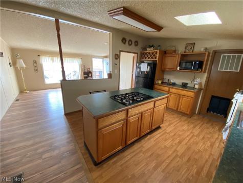 150 Rolling Acres Circle W Massillon OH 44647