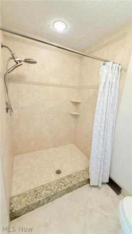 4822 Sweetwater Drive Brecksville OH 44141