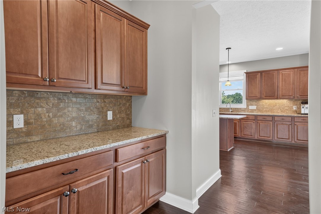 22334 Pinnacle Point Strongsville OH 44149