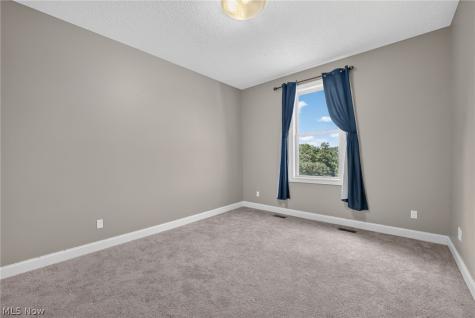 22334 Pinnacle Point Strongsville OH 44149