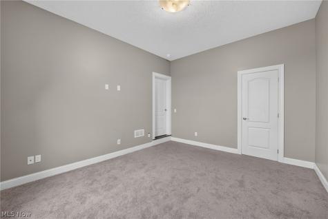 22334 Pinnacle Point Strongsville OH 44149