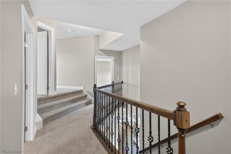 22334 Pinnacle Point Strongsville OH 44149
