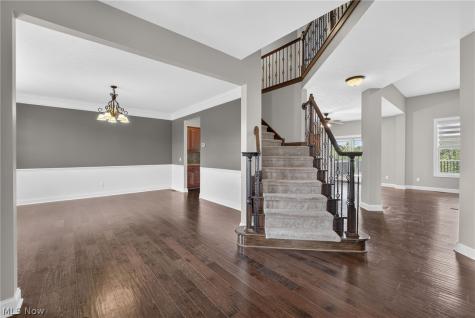 22334 Pinnacle Point Strongsville OH 44149