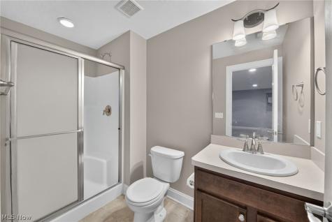 22334 Pinnacle Point Strongsville OH 44149