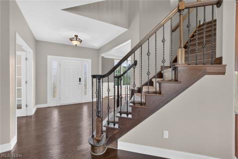 22334 Pinnacle Point Strongsville OH 44149