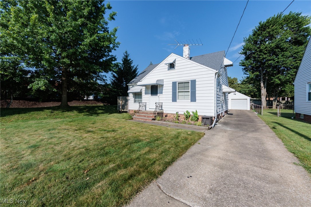4766 Brookwood Drive Brooklyn OH 44144