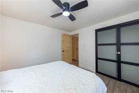 12133 Snow Road Burton OH 44021