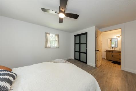 12133 Snow Road Burton OH 44021
