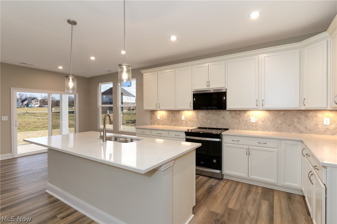 29111 Lancaster Lane North Olmsted OH 44070