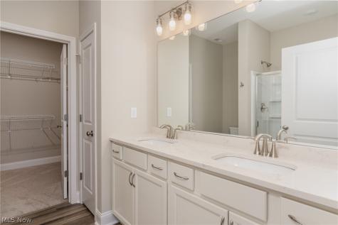 29111 Lancaster Lane North Olmsted OH 44070