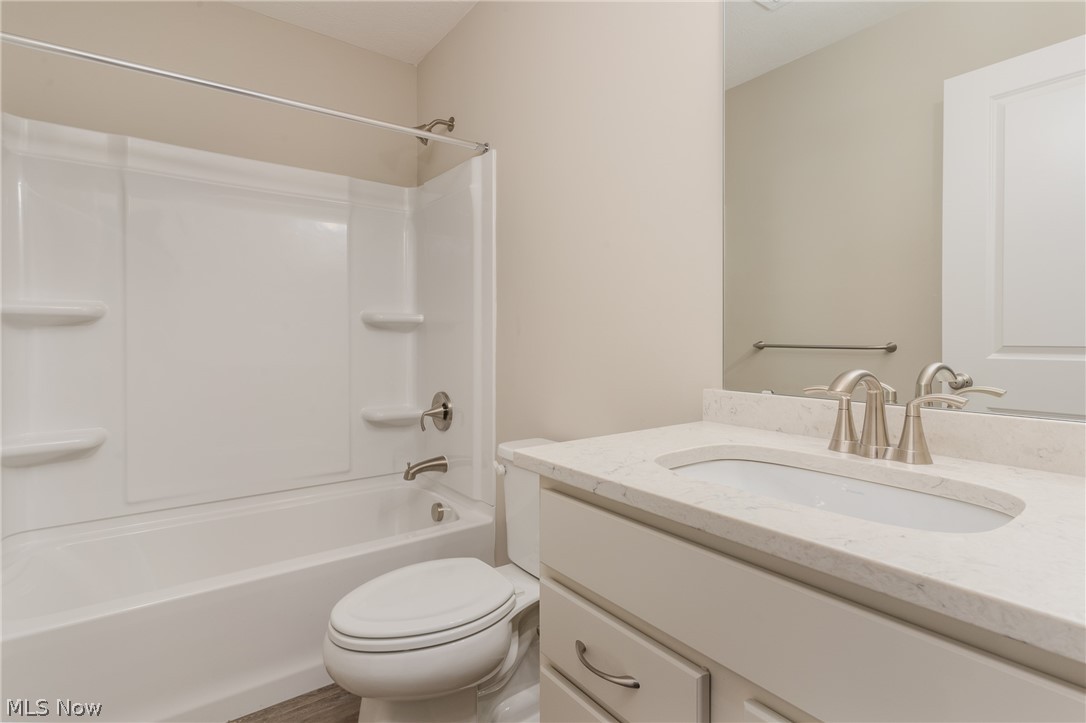 29111 Lancaster Lane North Olmsted OH 44070