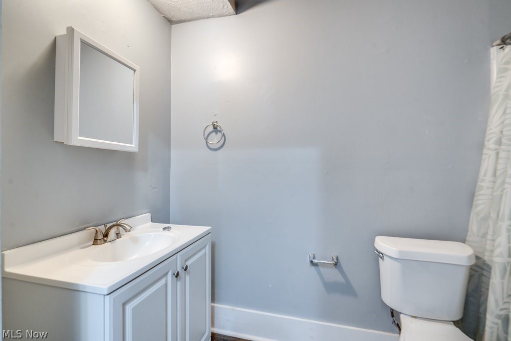 327 Schrock Place SW Massillon OH 44647