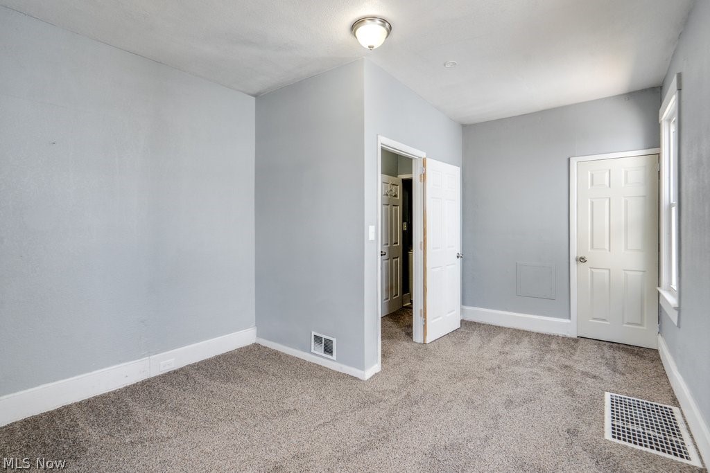 327 Schrock Place SW Massillon OH 44647