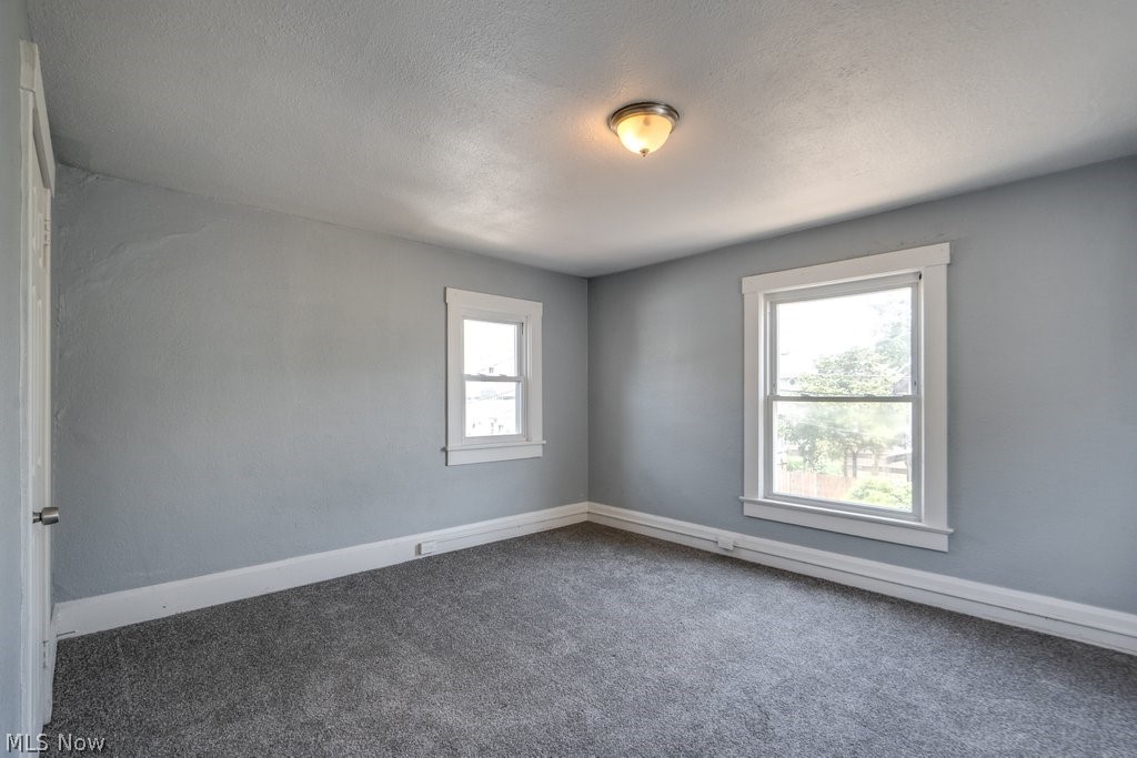327 Schrock Place SW Massillon OH 44647
