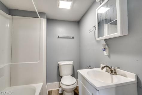 327 Schrock Place SW Massillon OH 44647
