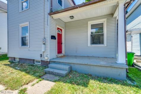 327 Schrock Place SW Massillon OH 44647