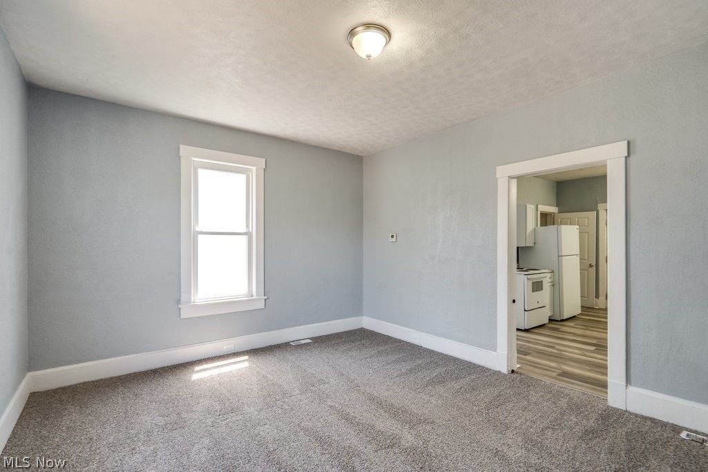 327 Schrock Place SW Massillon OH 44647