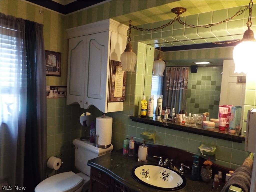 27101 Parkwood Drive Euclid OH 44132