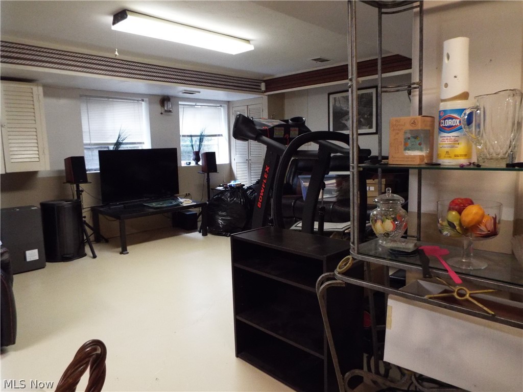 27101 Parkwood Drive Euclid OH 44132