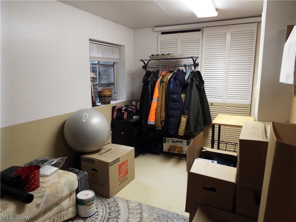 27101 Parkwood Drive Euclid OH 44132