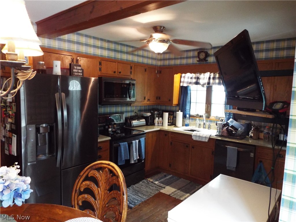 27101 Parkwood Drive Euclid OH 44132