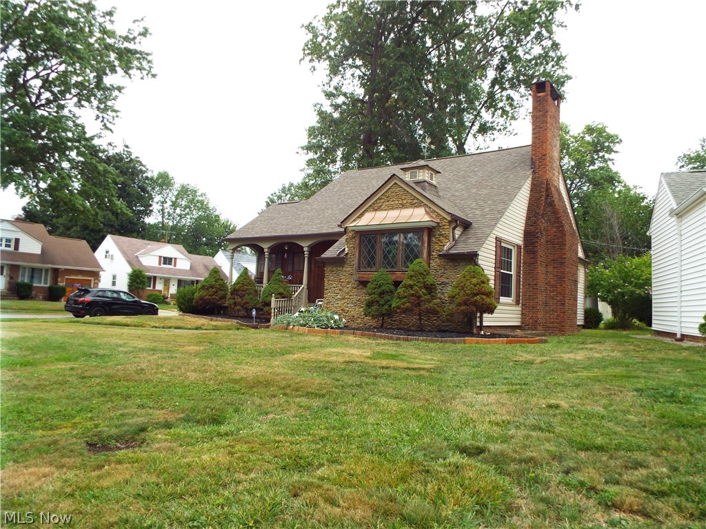 27101 Parkwood Drive Euclid OH 44132