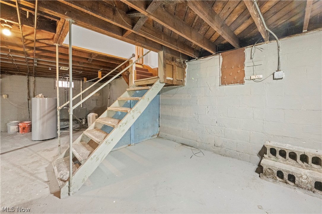 34 Helen Avenue Niles OH 44446