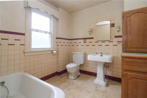 3910 Mahoning Avenue Youngstown OH 44515