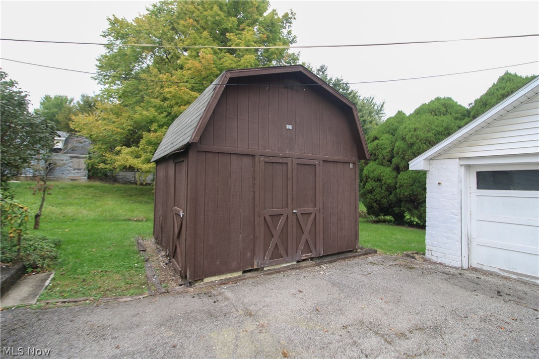 3910 Mahoning Avenue Youngstown OH 44515