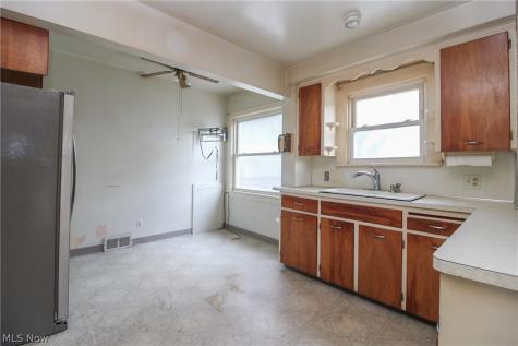 3910 Mahoning Avenue Youngstown OH 44515