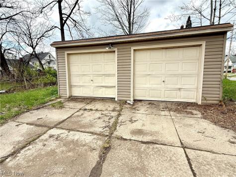 3922 E 120th Street Cleveland OH 44105