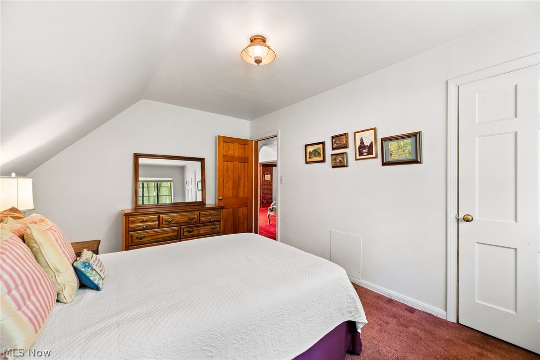 110 White Pond Drive Akron OH 44313