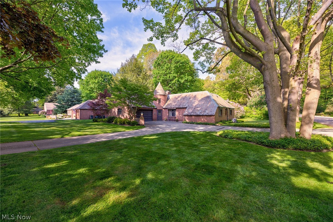 110 White Pond Drive Akron OH 44313