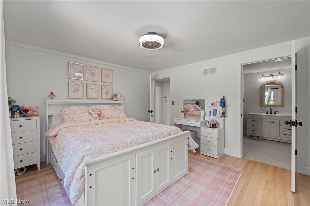 15511 Russell Road Chagrin Falls OH 44022